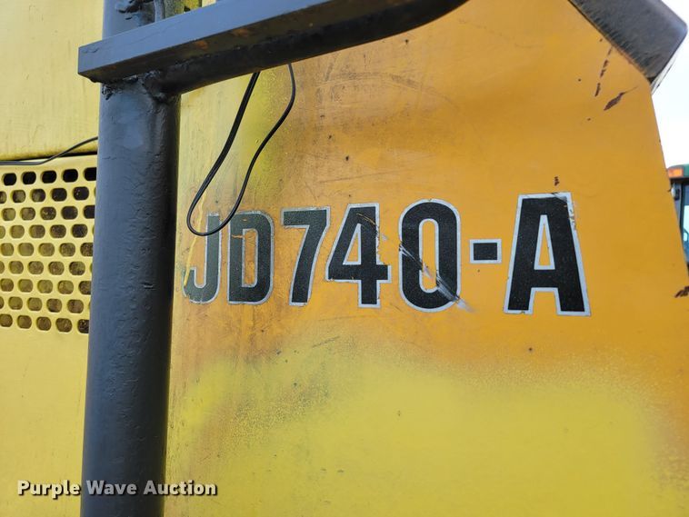 image for item LO9084 John Deere JD740-A  skidder
