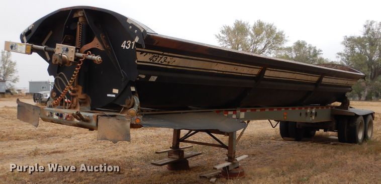 image for item LU9753 2013 Smith Co SX2-42-34  side dump trailer