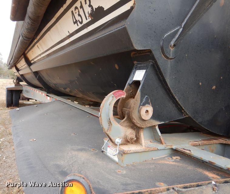 image for item LU9753 2013 Smith Co SX2-42-34  side dump trailer