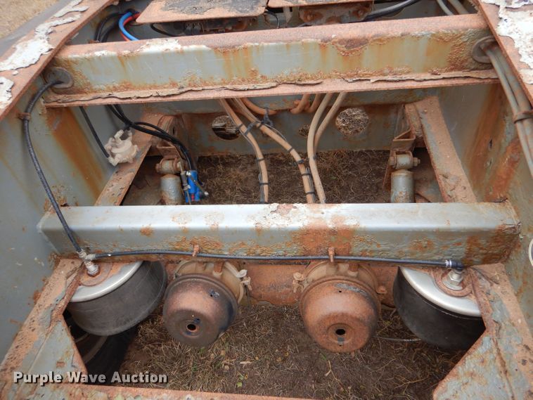 image for item LU9753 2013 Smith Co SX2-42-34  side dump trailer