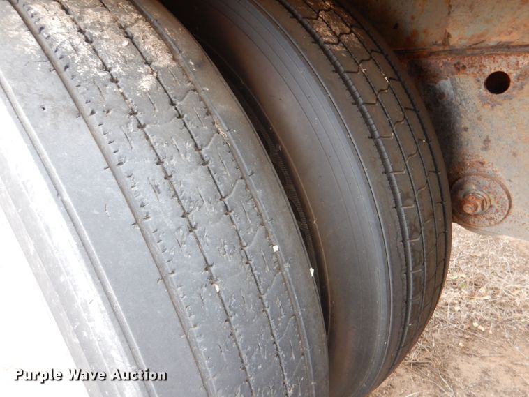 image for item LU9753 2013 Smith Co SX2-42-34  side dump trailer