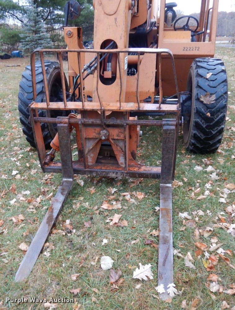 image for item MH9251 Lull 844C-42  telehandler