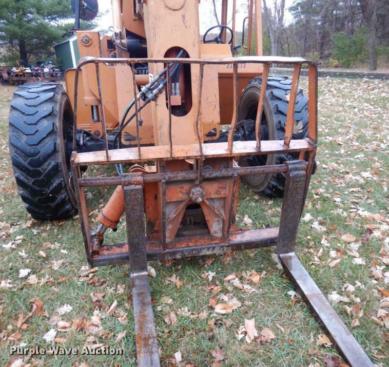 image for item MH9251 Lull 844C-42  telehandler