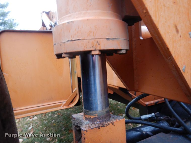 image for item MH9251 Lull 844C-42  telehandler