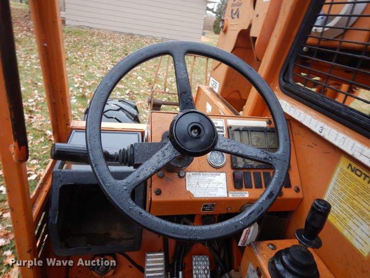 image for item MH9251 Lull 844C-42  telehandler