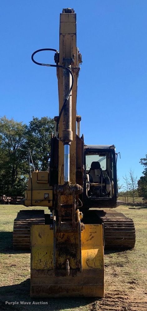 image for item MH9851 2001 Caterpillar 320CL  excavator