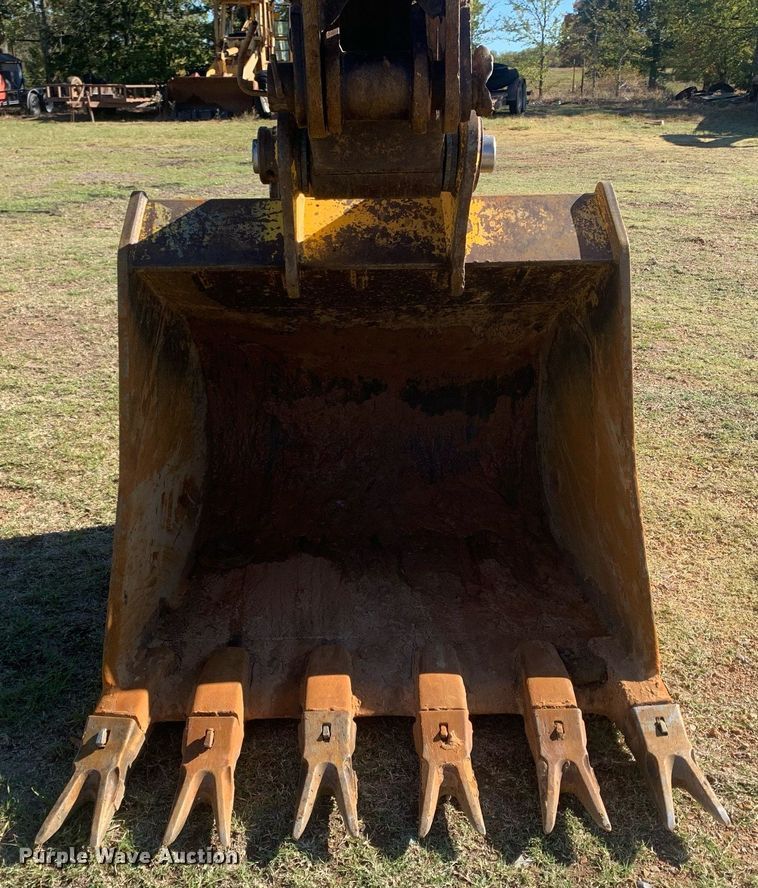 image for item MH9851 2001 Caterpillar 320CL  excavator