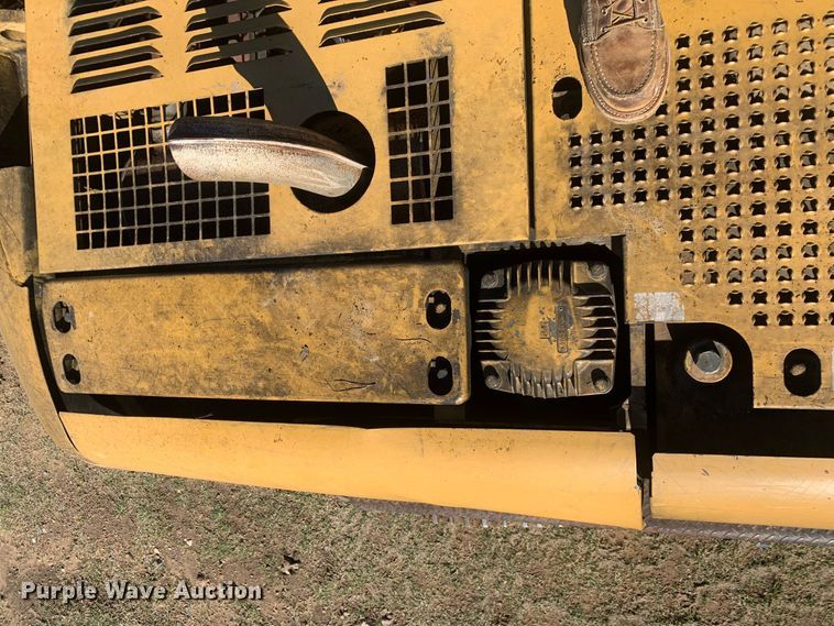 image for item MH9851 2001 Caterpillar 320CL  excavator