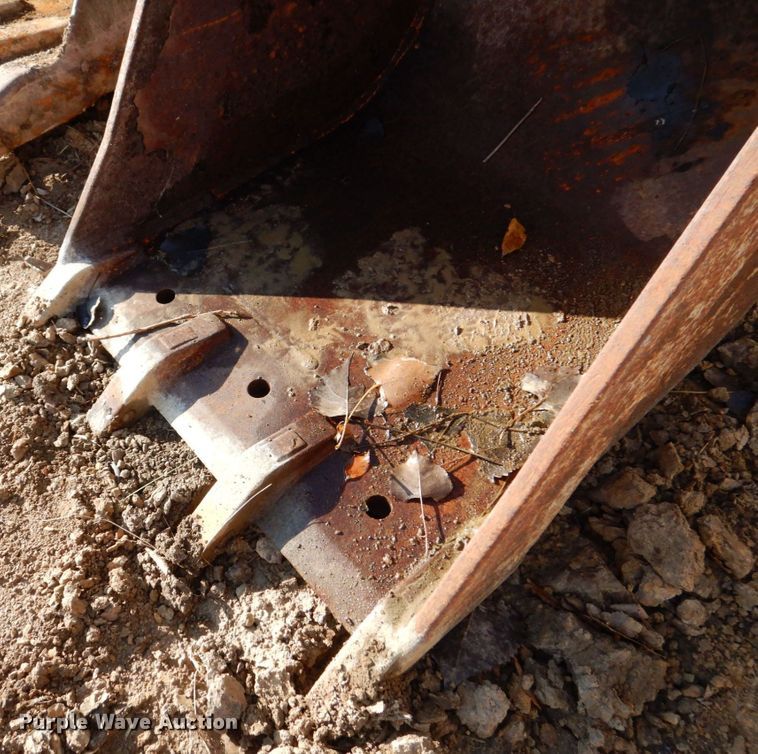 image for item MJ9805 (2) excavator buckets