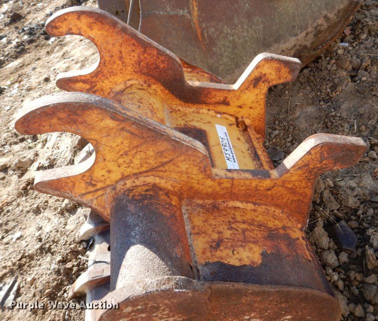 image for item MJ9805 (2) excavator buckets