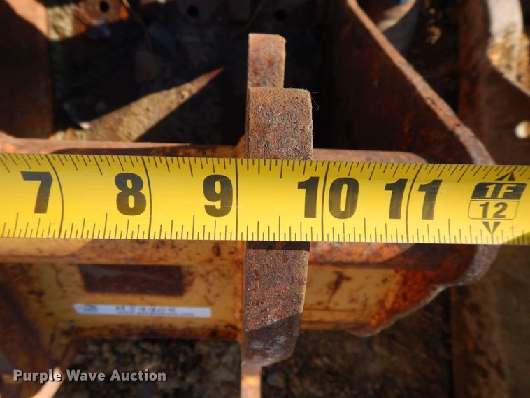 image for item MJ9805 (2) excavator buckets