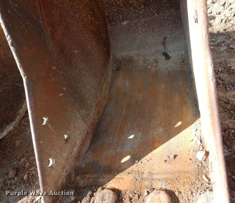 image for item MJ9805 (2) excavator buckets