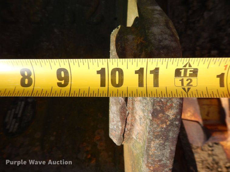 image for item MJ9805 (2) excavator buckets