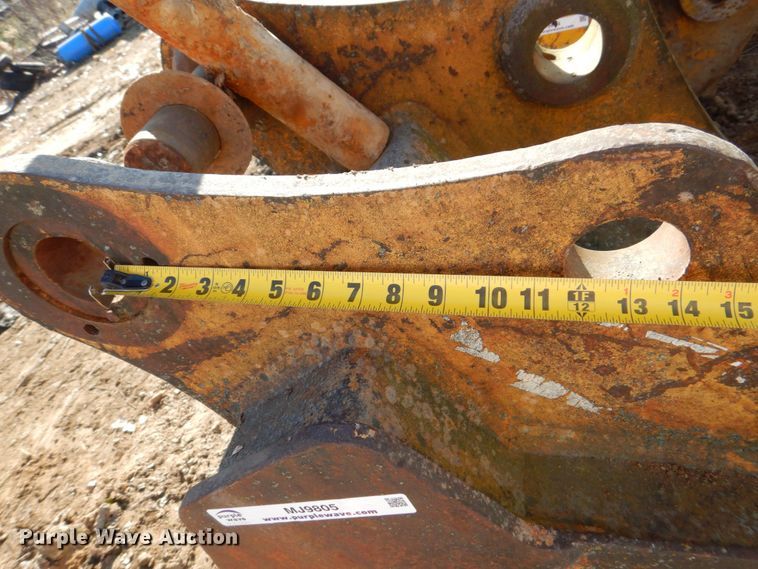 image for item MJ9805 (2) excavator buckets