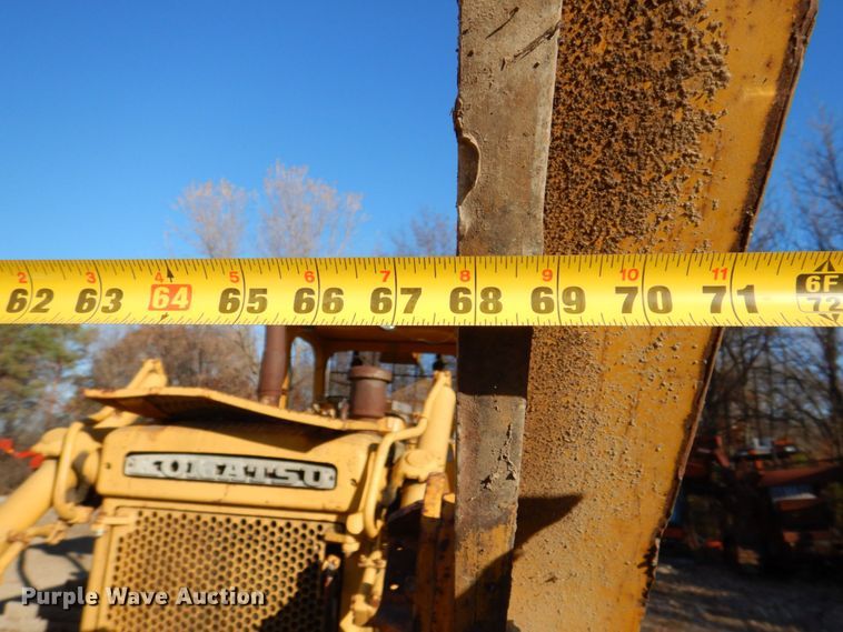 image for item MJ9807 Komatsu D65P-6  crawler tractor