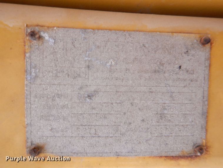 image for item MJ9807 Komatsu D65P-6  crawler tractor