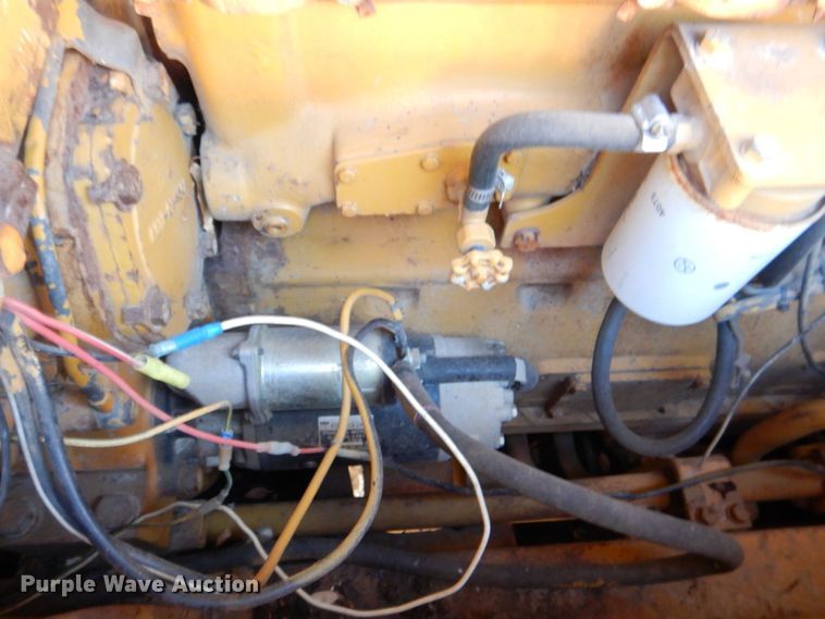 image for item MJ9807 Komatsu D65P-6  crawler tractor