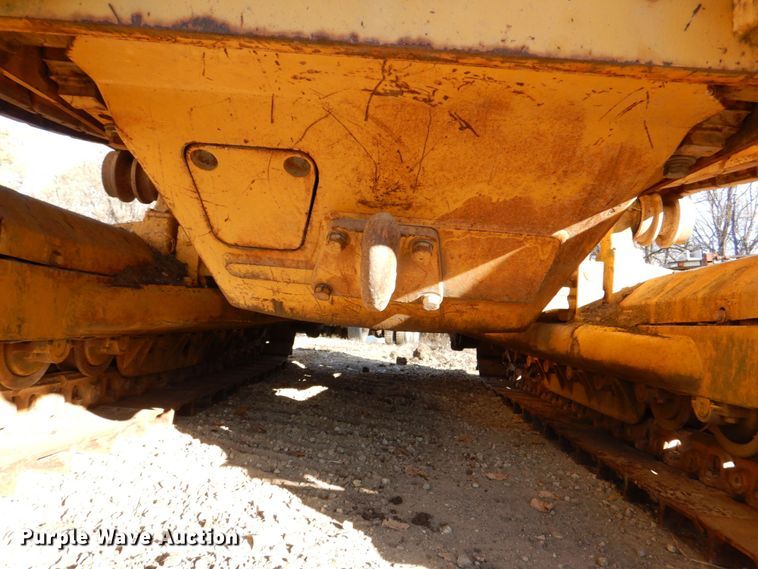 image for item MJ9807 Komatsu D65P-6  crawler tractor