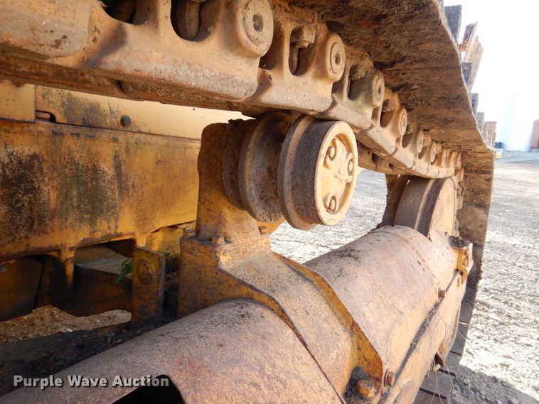 image for item MJ9807 Komatsu D65P-6  crawler tractor