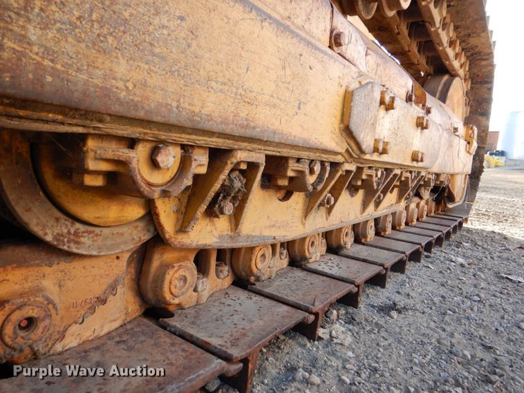 image for item MJ9807 Komatsu D65P-6  crawler tractor