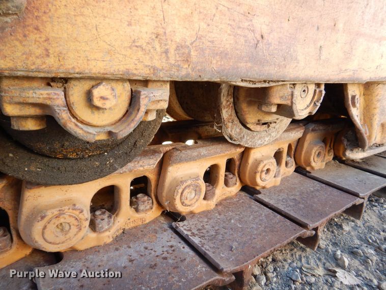 image for item MJ9807 Komatsu D65P-6  crawler tractor