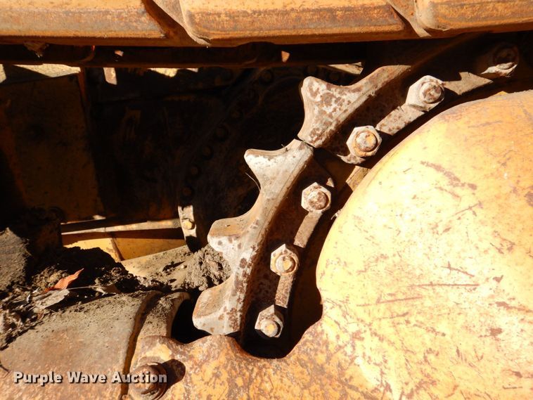 image for item MJ9807 Komatsu D65P-6  crawler tractor