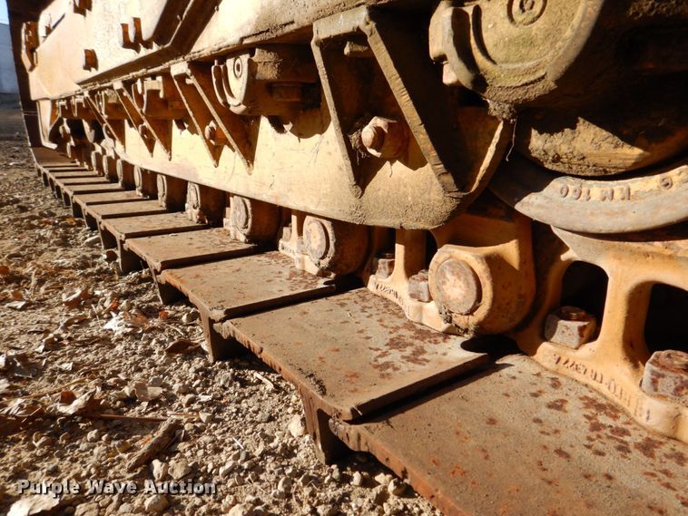 image for item MJ9807 Komatsu D65P-6  crawler tractor