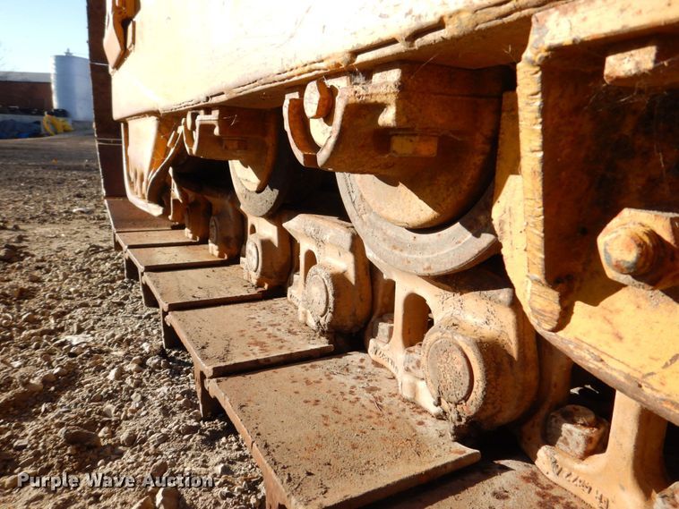 image for item MJ9807 Komatsu D65P-6  crawler tractor