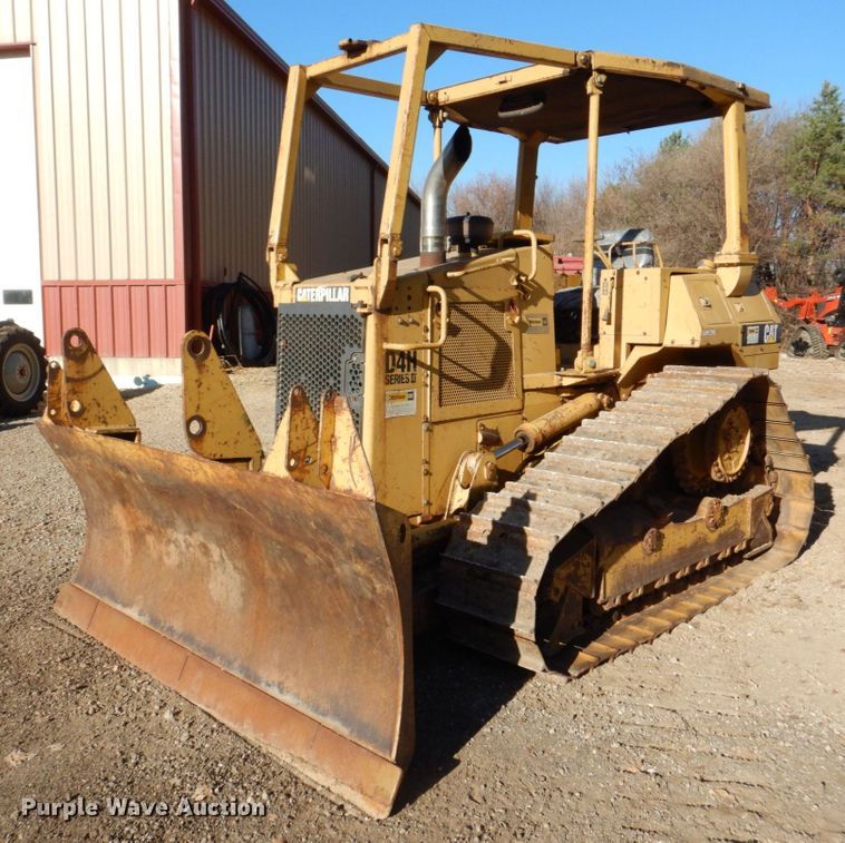 image for item MJ9809 1992 Caterpillar D4H Series II  dozer