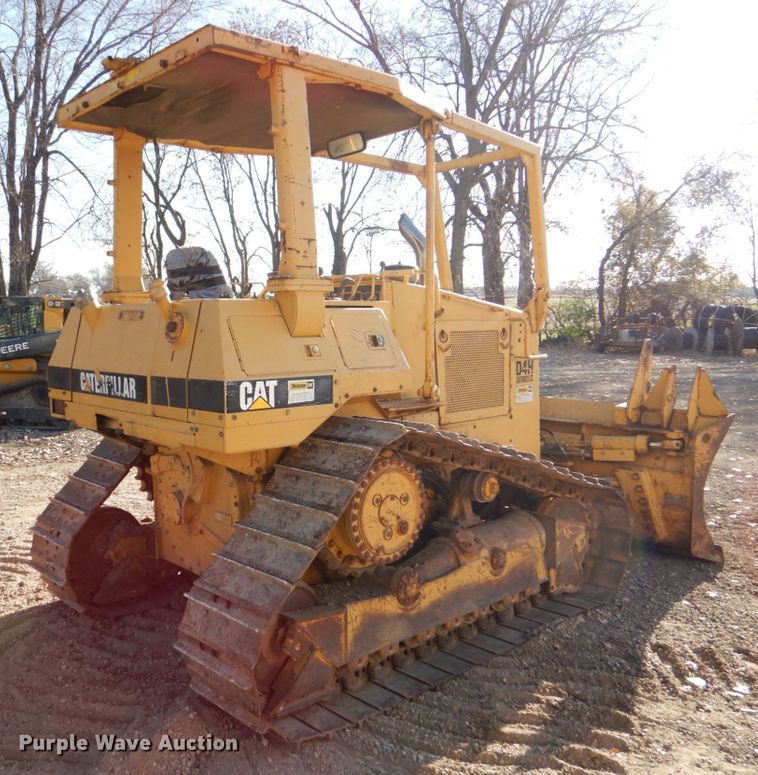 image for item MJ9809 1992 Caterpillar D4H Series II  dozer
