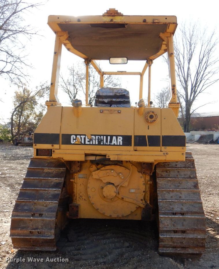 image for item MJ9809 1992 Caterpillar D4H Series II  dozer