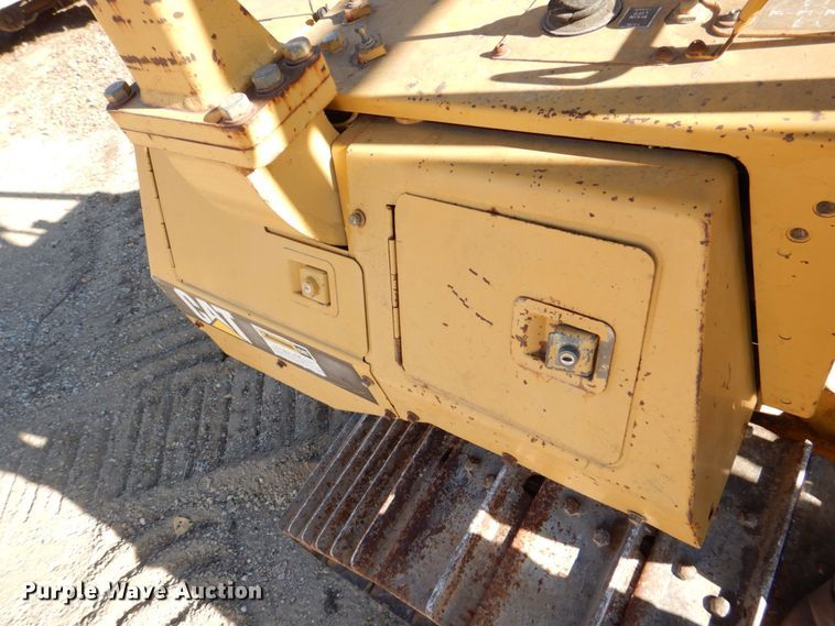 image for item MJ9809 1992 Caterpillar D4H Series II  dozer