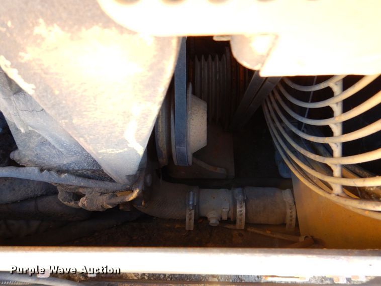 image for item MJ9809 1992 Caterpillar D4H Series II  dozer