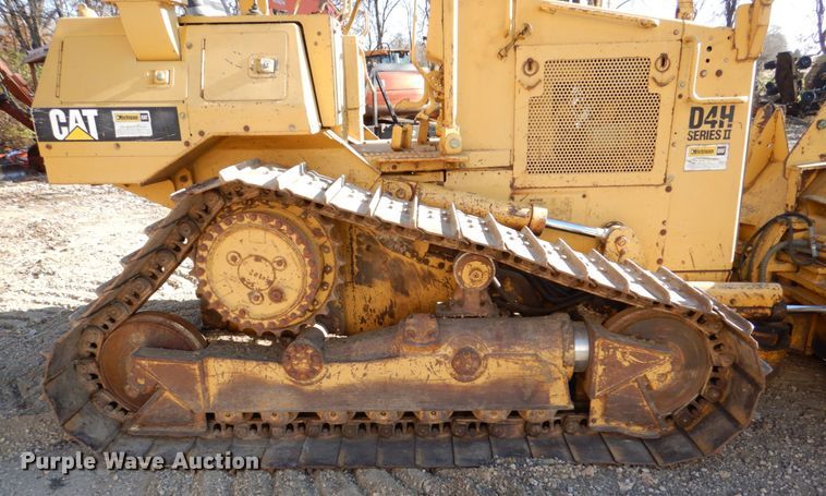 image for item MJ9809 1992 Caterpillar D4H Series II  dozer