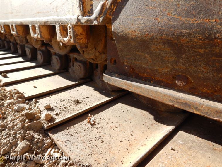 image for item MJ9809 1992 Caterpillar D4H Series II  dozer