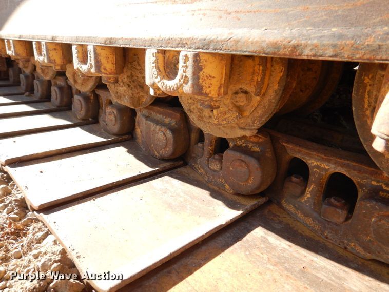 image for item MJ9809 1992 Caterpillar D4H Series II  dozer