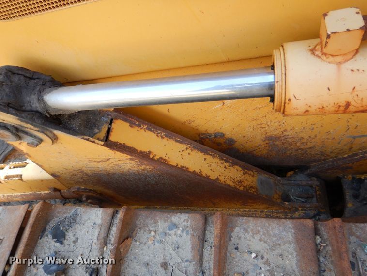 image for item MJ9811 2006 John Deere 650J LGP  dozer