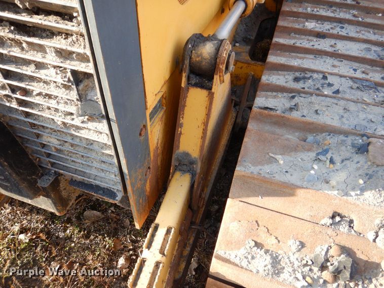 image for item MJ9811 2006 John Deere 650J LGP  dozer