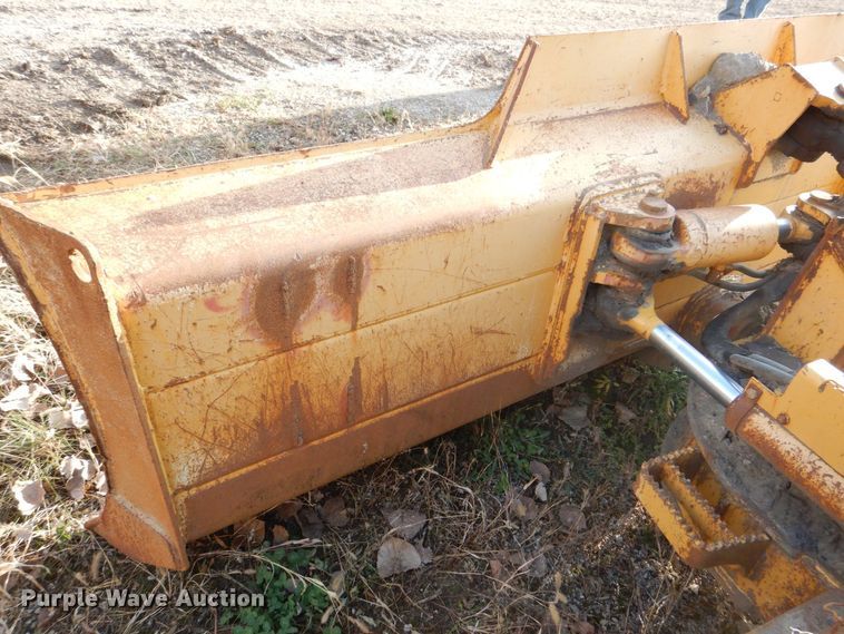 image for item MJ9811 2006 John Deere 650J LGP  dozer