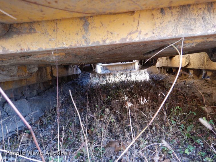 image for item MJ9811 2006 John Deere 650J LGP  dozer