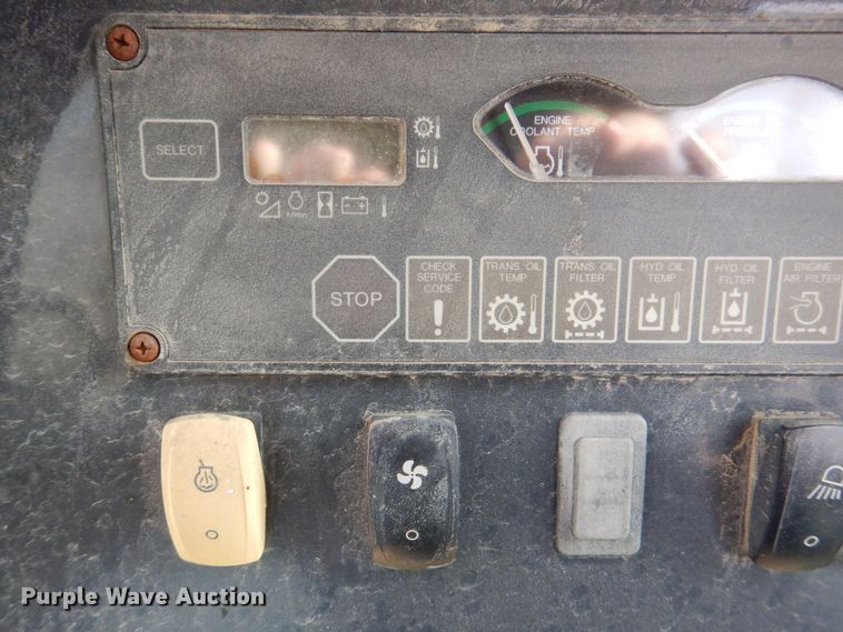 image for item MJ9811 2006 John Deere 650J LGP  dozer