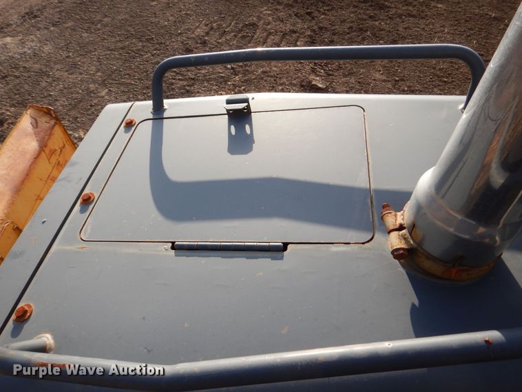 image for item MJ9811 2006 John Deere 650J LGP  dozer