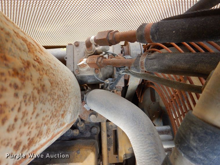 image for item MJ9811 2006 John Deere 650J LGP  dozer