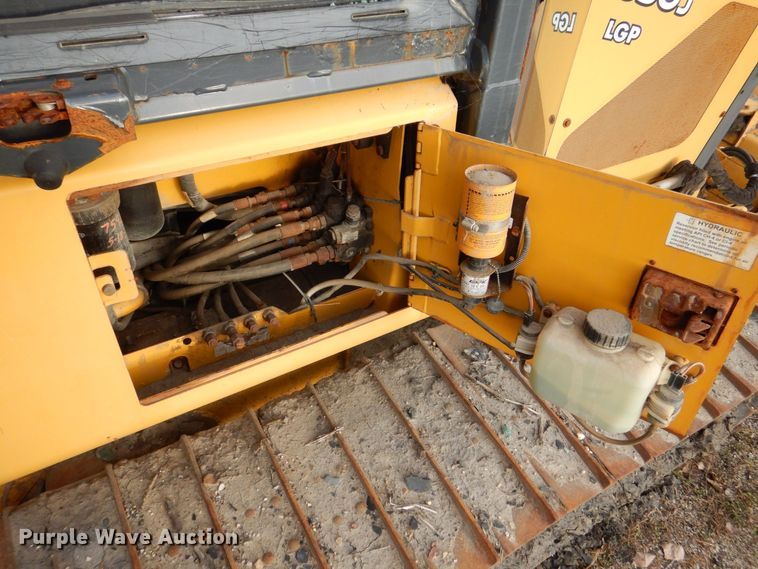 image for item MJ9811 2006 John Deere 650J LGP  dozer