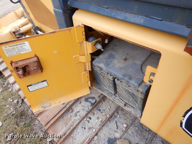 image for item MJ9811 2006 John Deere 650J LGP  dozer