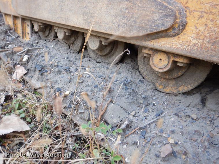 image for item MJ9811 2006 John Deere 650J LGP  dozer