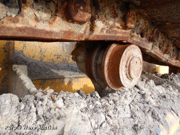 image for item MJ9811 2006 John Deere 650J LGP  dozer