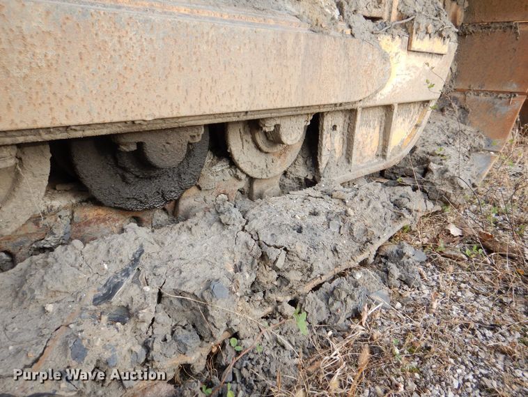 image for item MJ9811 2006 John Deere 650J LGP  dozer