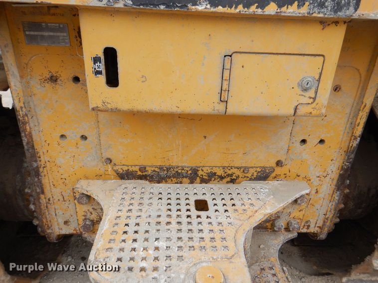 image for item MJ9814 2007 Caterpillar D6K LGP  dozer