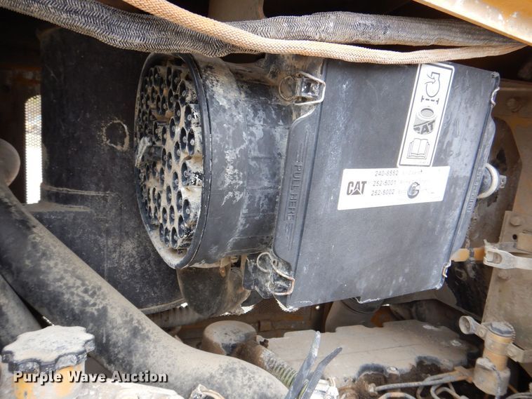 image for item MJ9814 2007 Caterpillar D6K LGP  dozer